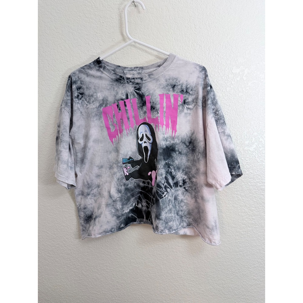 Ghost Face Chillin Tie Dye Crop Top Graphic Tee Grey Pink XL